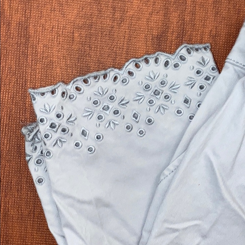 LOFT Pants with detail hem. - Picture 3 of 3
